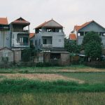 Deretan rumah sederhana di kawasan perumahan